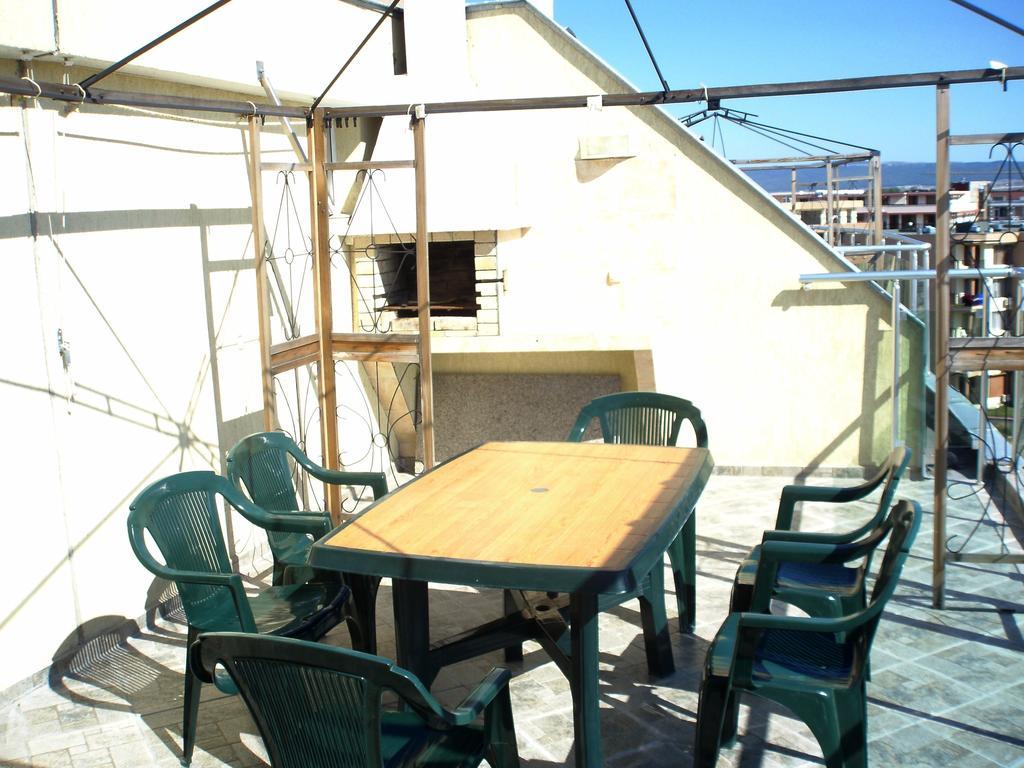 Tomi Family Apartments 阳光海滩 客房 照片